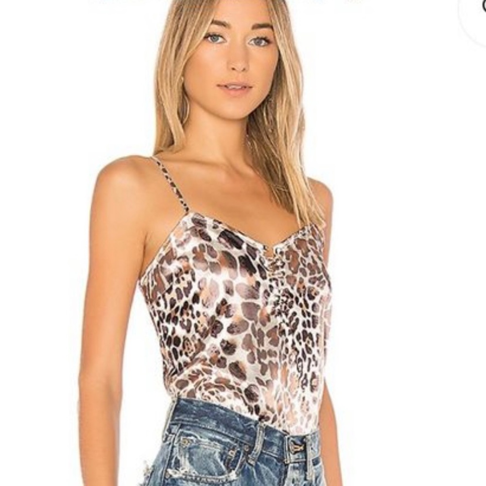 L'ACADEMIE Leopard Button Front Cami Tank Top